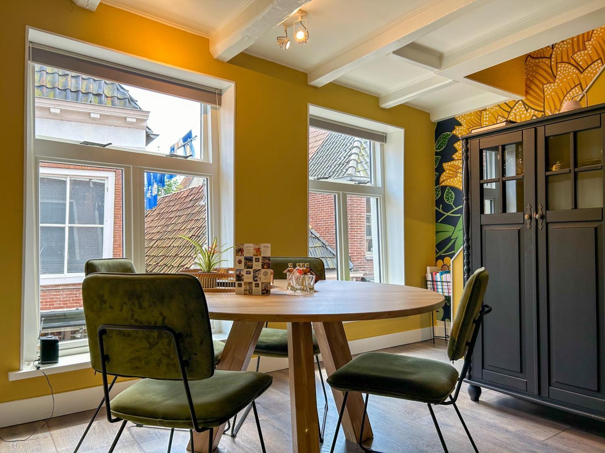 B&B Bij De Waegh Dokkum Exterior foto